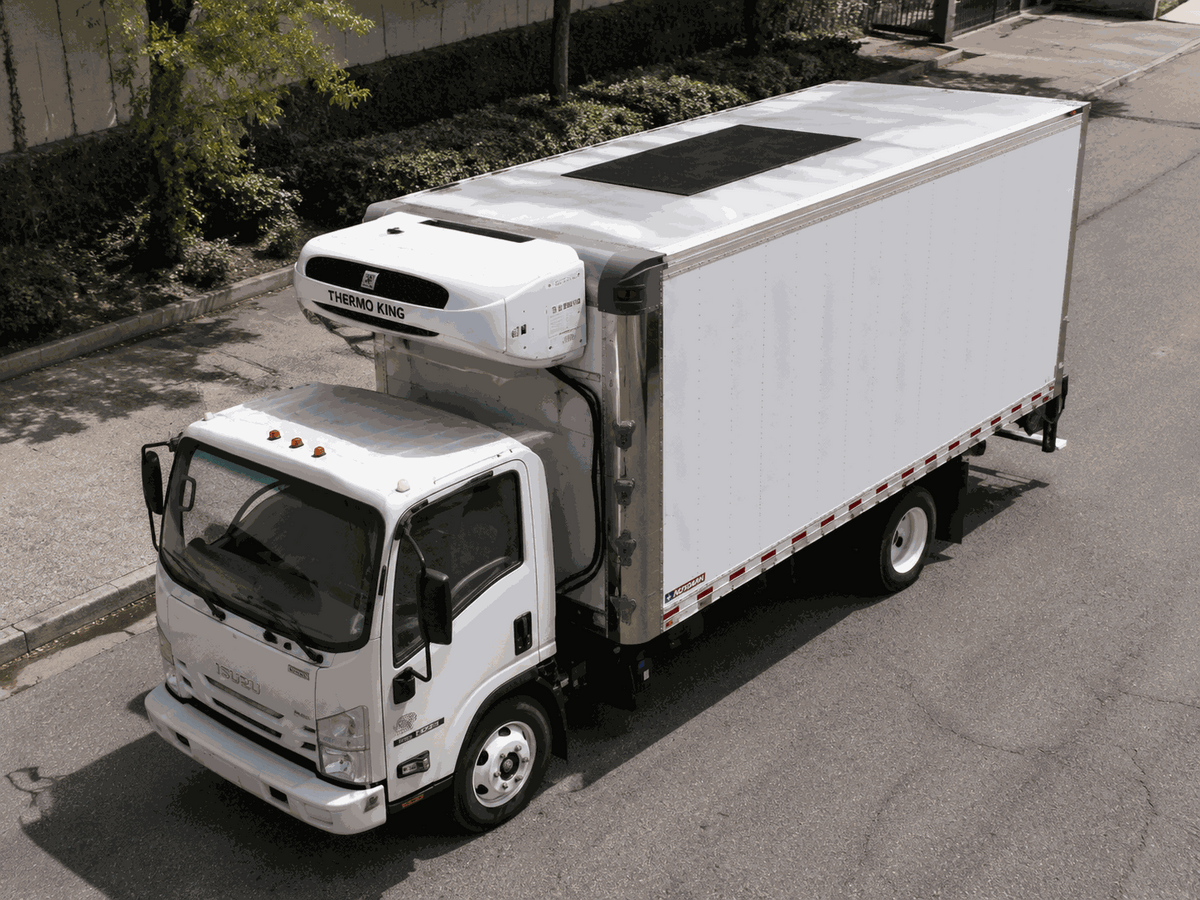 Refrigerated truck solar integration case