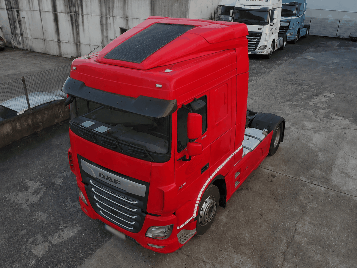 DAF XF Series Power System — Lensun commercial fleet solar solution